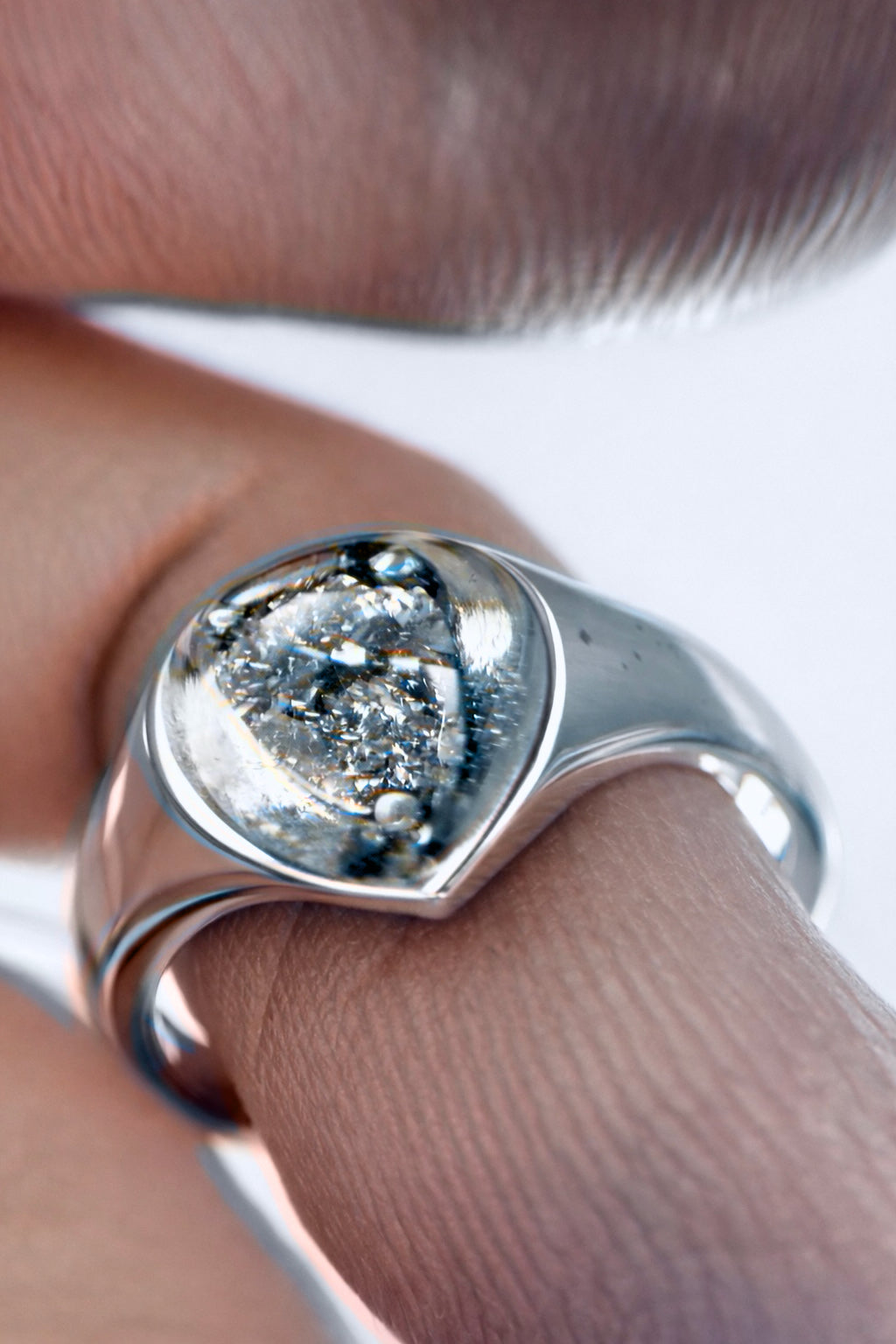 resonance pear ring