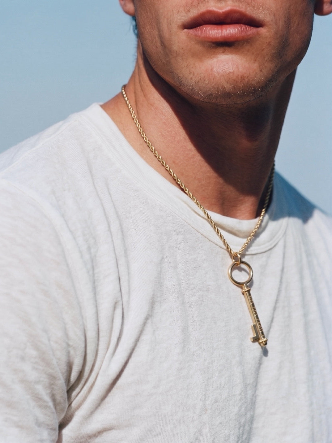 i hold the key pendant — product detail