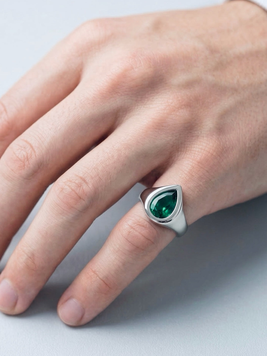 resonance emerald ring