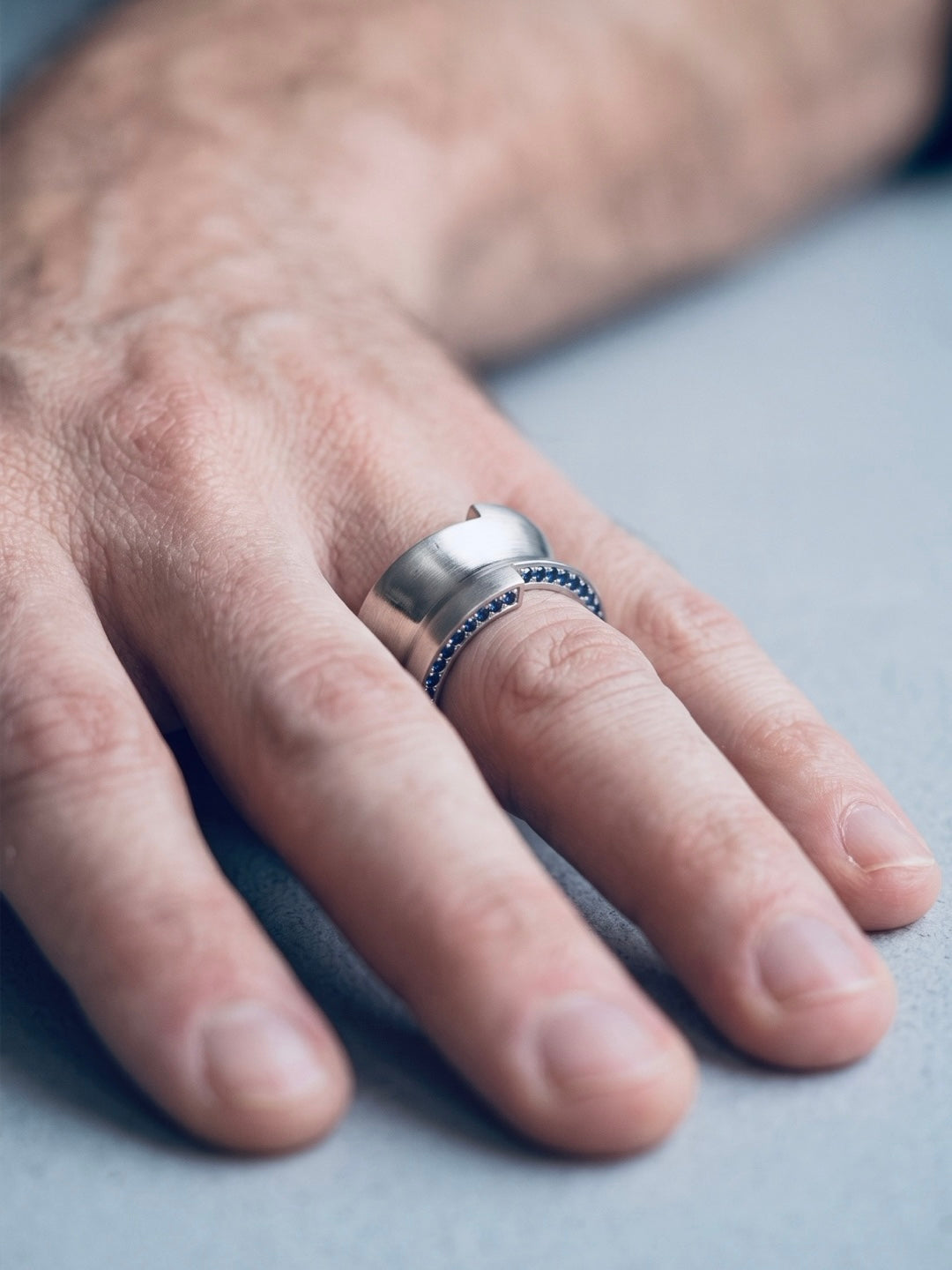 rio sapphire pavé ring