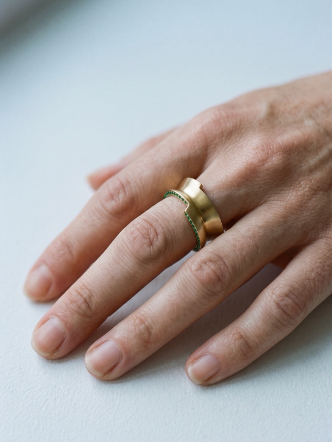 rio emerald pavé ring