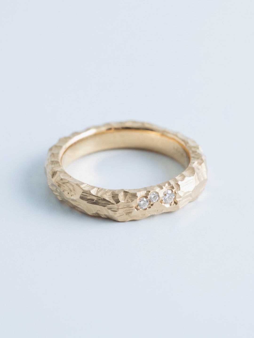 material ring III, 3 mm hand-carved diamond ring, made in haarlem