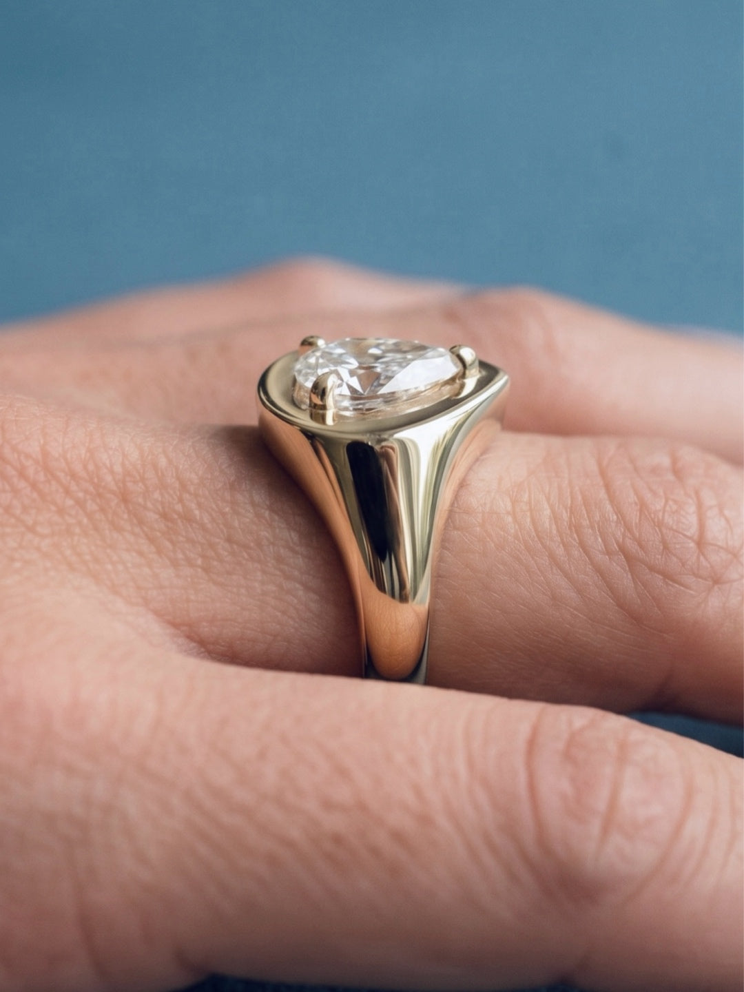 resonance pear ring